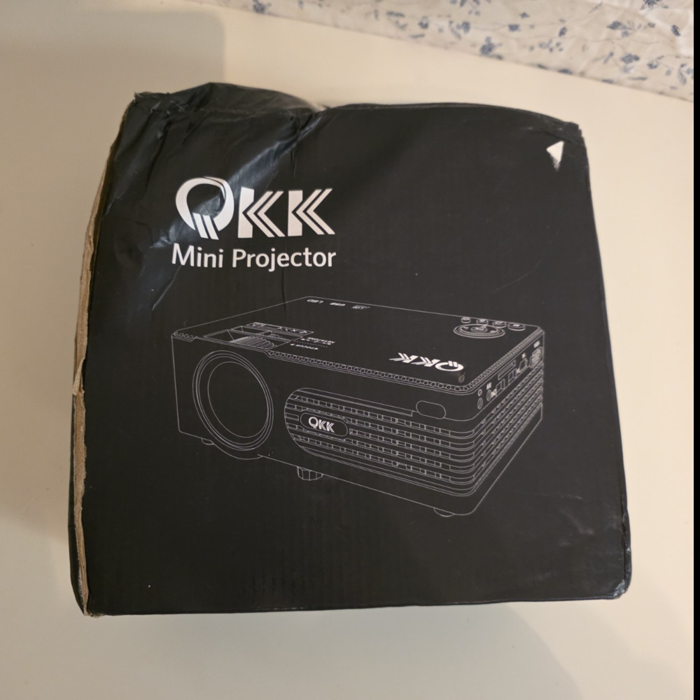 QKK Mini Desktop Projector White USB HDMI VGA/SVGA D-Sub AV Connectivity